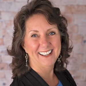 Meet your Posher, Sharon